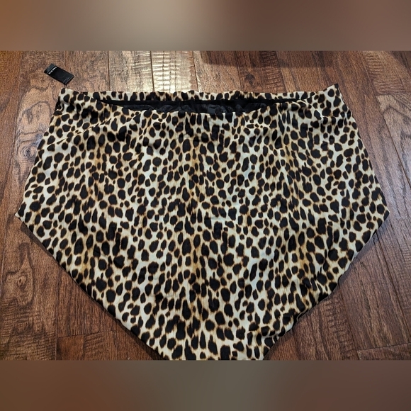 Torrid leopard swim High Waist Bottom 3x & Underwire Twist top 3x DD/F - Picture 10 of 15